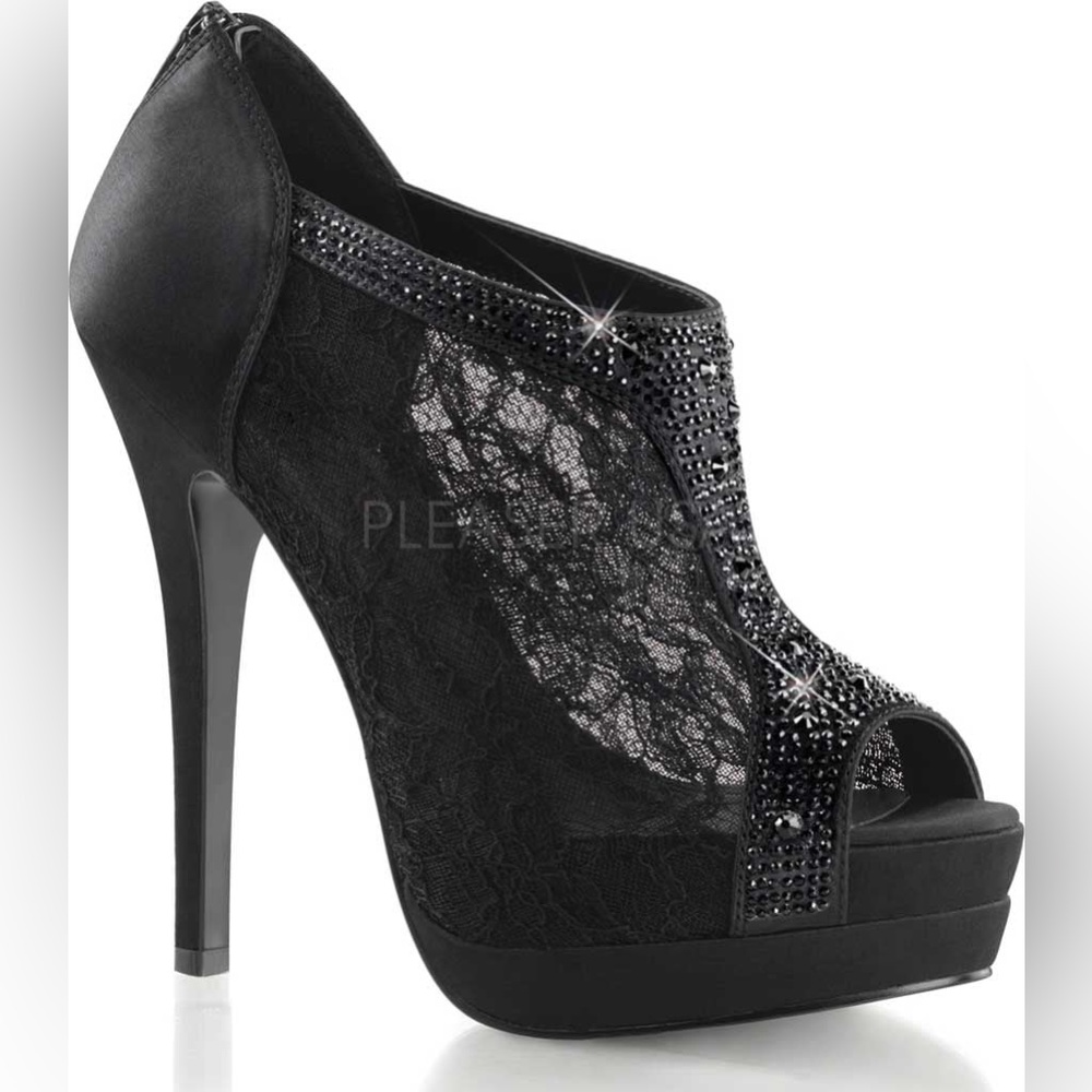Fabulicious Black Satin Lace Heels Size 6